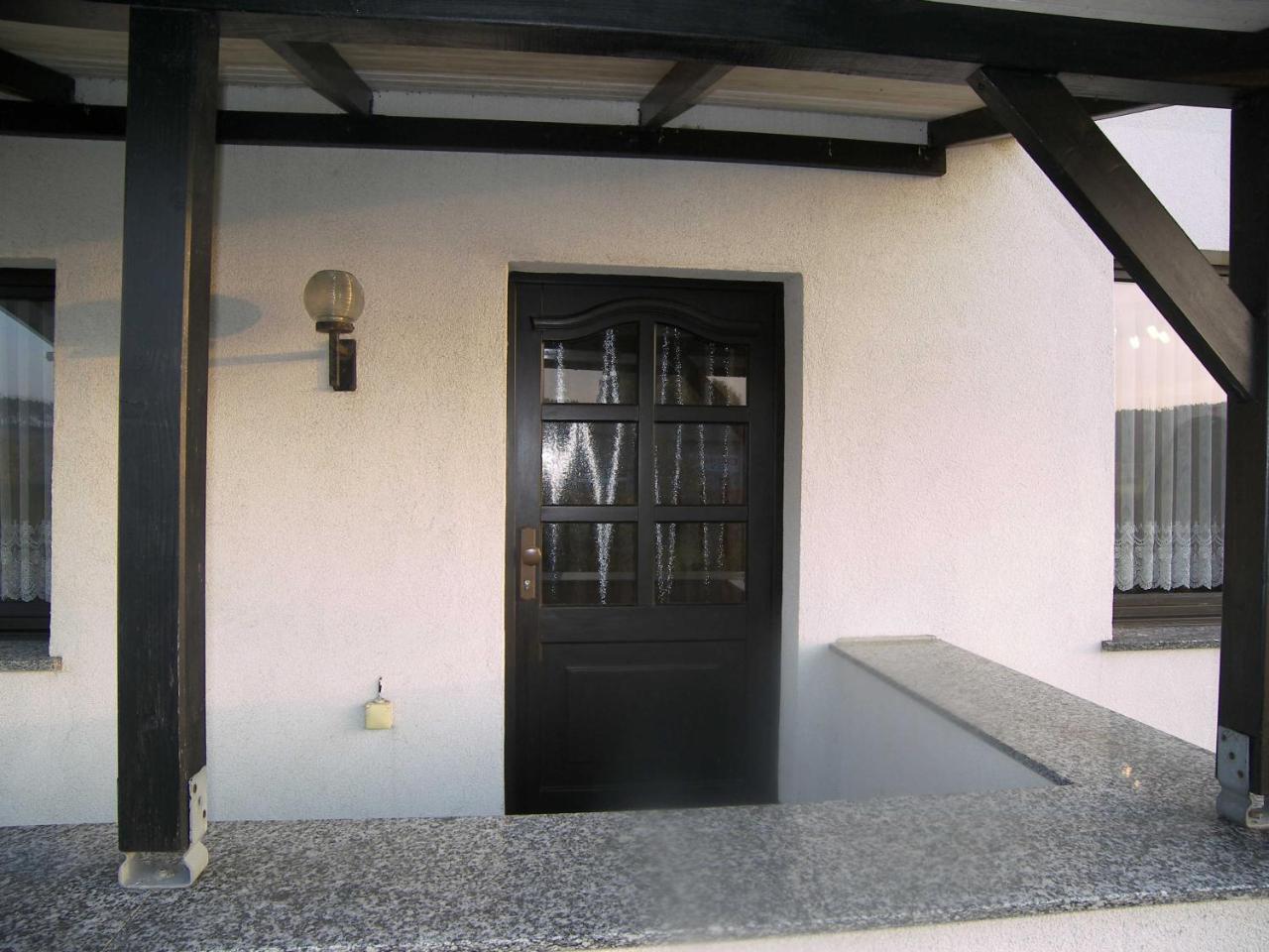 Ferienwohnung Im Haus Lutow Exterior foto